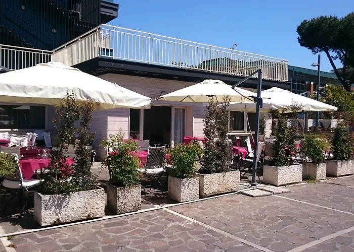BV Hotel Oly